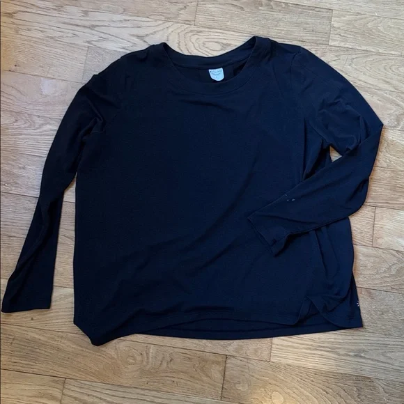 Athleta With Ease long-sleeve black T - Picture 3 of 16